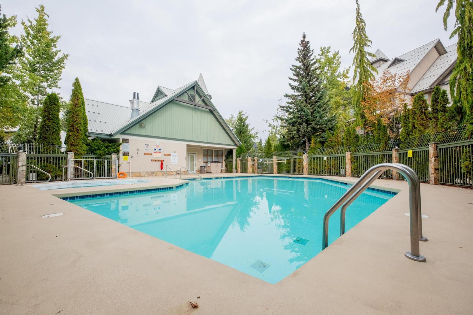 Villa Northstar At Stoney Creek Whistler Exterior foto